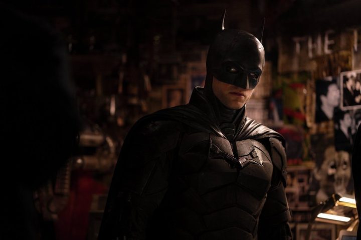 网友看《新蝙蝠侠》影厅惊见真蝙蝠飞入，画面曝光