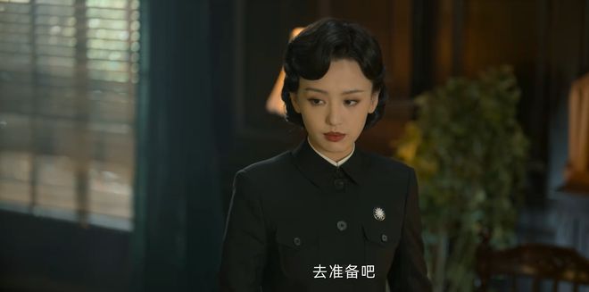 孤战迷城里，黎少堂越潜越深，苗江露馅儿却没人察觉，覃墨卿反倒现了原形